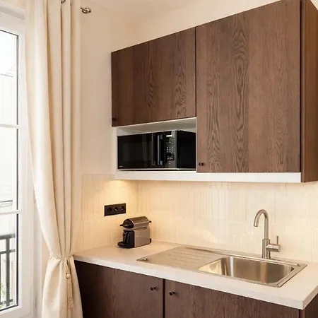Family-friendly Near Montparnasse Apartment *